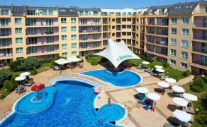 pollo-resort