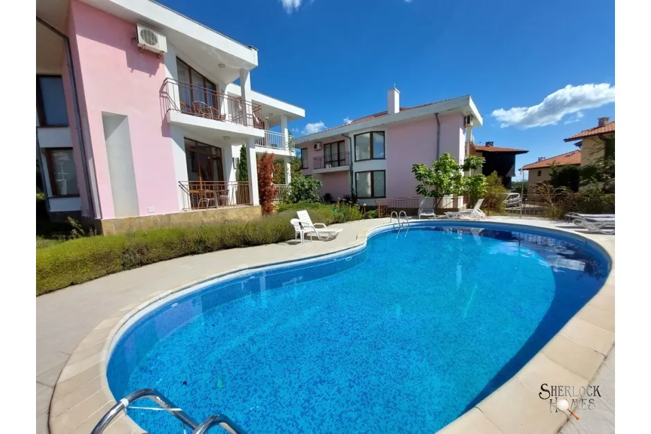 pink-villas