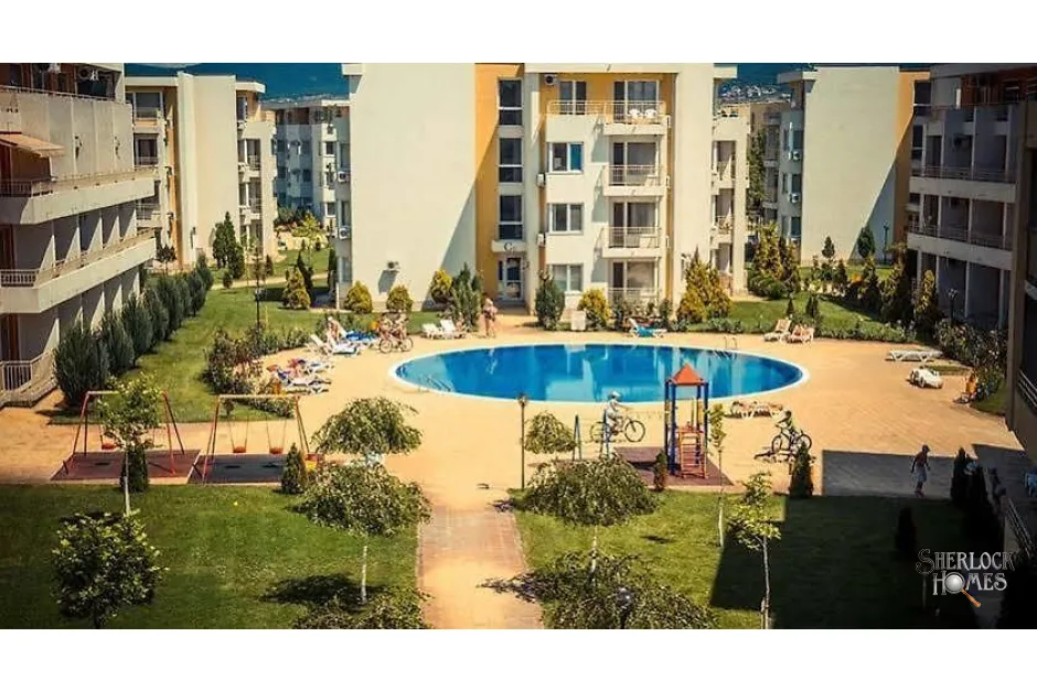 holiday-fort