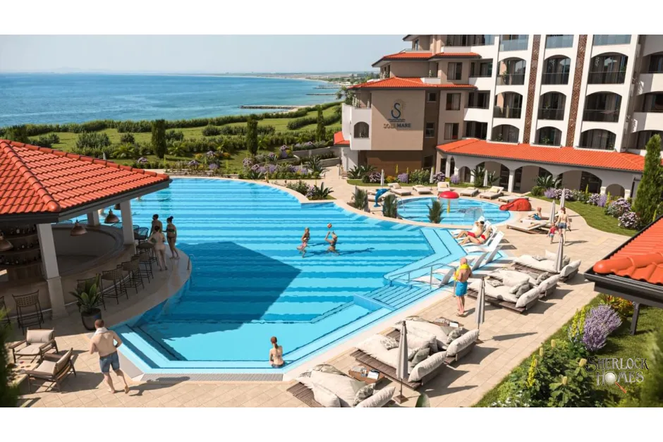 sole-mare-by-sea